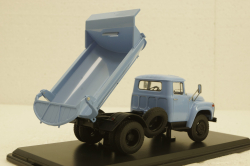 Зил-ММЗ-555, самосвал, поздняя облицовка радиатора, SSM1040, SSM 1:43