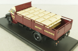 Ford Thames ET6 1953, red TRU018, IXO 1:43