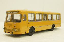 Лиаз-677М городской автобус, SSM4004, SSM 1:43