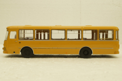 Лиаз-677М городской автобус, SSM4004, SSM 1:43