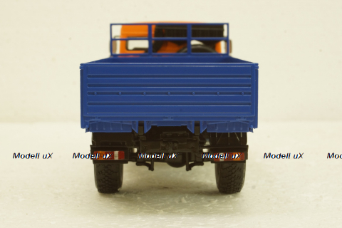 Камаз-43502 бортовой, рыжий, АвтоИстория 1:43