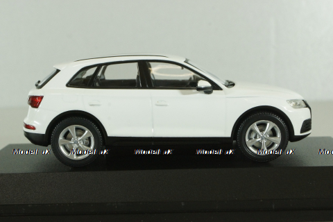 Audi Q5, ibis white, 2017, 5011605631, Iscale 1:43