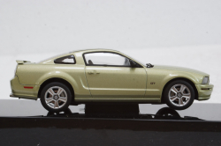 Ford Mustang GT 2005 light green, 52761, AutoArt 1:43