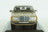 Mercedes 230E (W123), 1982, Mercedes E-Class Gold Metallic, 940032205, Maxichamps 1:43