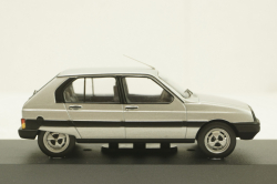 Citroen Visa II Club 1981, CLC145, IXO 1:43