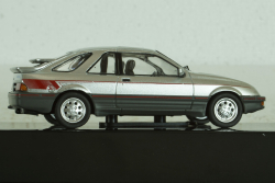Ford Sierra XR4i silver, 1984, CLC483, IXO 1:43