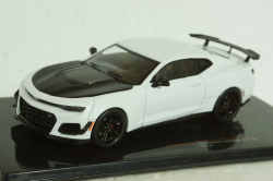 Chevrolet Camaro ZL1 1LE 2019, white, CLC542N.22, IXO 1:43