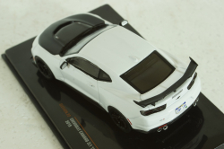 Chevrolet Camaro ZL1 1LE 2019, white, CLC542N.22, IXO 1:43