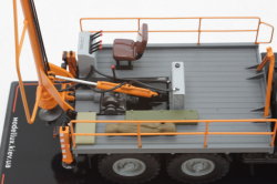 Зил-131 Бурильно-крановая машина БКМ-313, TruckTyr 1:43