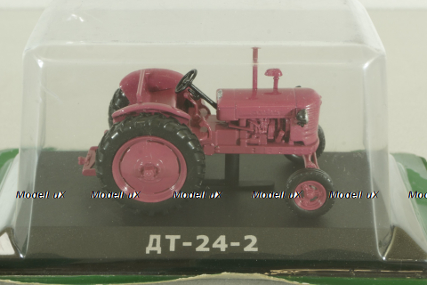 ДТ-24-2 трактор 1955, малиновый, ТРАКТОРЫ история,люди,машины (Hachette) №31 1:43
