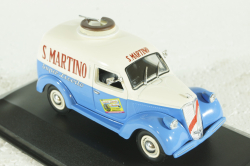 Lancia Ardea 800 van S. Martino 1949 cream white / blue, Altaya 1:43