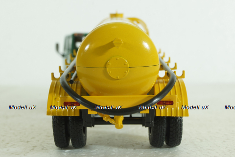 Полуприцеп-цементовоз ТЦ-4 1960, арт.100718, АвтоИстория 1:43