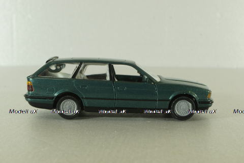 BMW 525i Touring (E34) green, Gama 1:43
