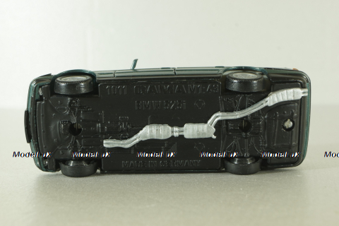 BMW 525i Touring (E34) green, Gama 1:43