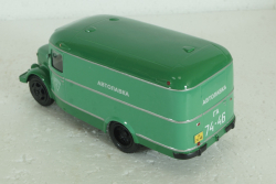Паз-659 4х2 Автолавка 1954, зеленый, V4-14, Vector Models 1:43