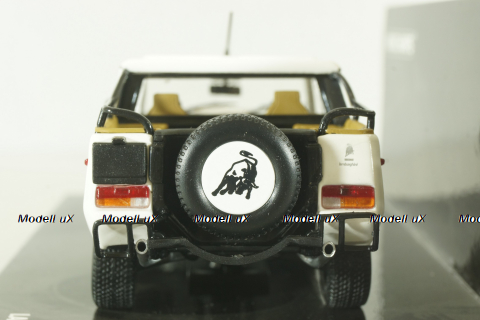 Lamborghini LM002 1984, white, 436103375, Minichamps 1:43