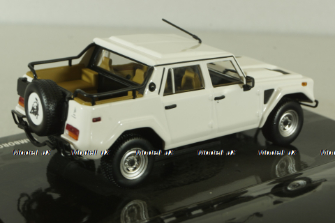 Lamborghini LM002 1984, white, 436103375, Minichamps 1:43