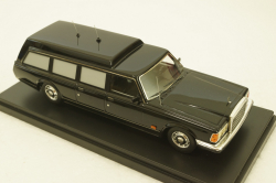 Зил-41042, черный доктор, SSMR001,  SSM 1:43