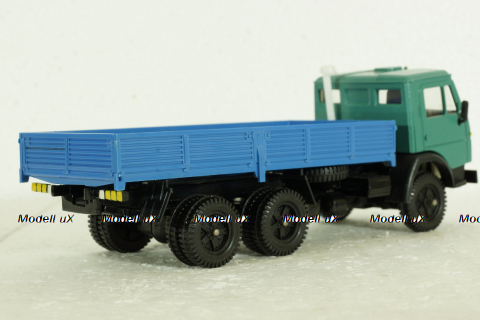 Камаз-5320 бортовой, зеленый/синий, Арек  1:43