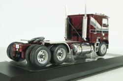 Freightliner FLA 1993 Dark Red, TR047, IXO 1:43