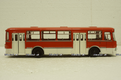 Лиаз-677М, красный/белый, Советский Автобус 1:43
