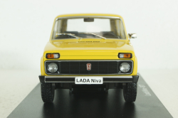 Ваз-2121 Нива, Lada 1600, 4x4, 1977, желтая, Hachette 1:24 Выпуск №7 С журналом!