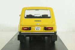 Ваз-2121 Нива, Lada 1600, 4x4, 1977, желтая, Hachette 1:24 Выпуск №7 С журналом!