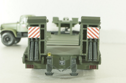 КВСЗ-5001.000 3-х осный п/прицеп-тяжеловоз, зеленый