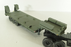 КВСЗ-5001.000 3-х осный п/прицеп-тяжеловоз, зеленый