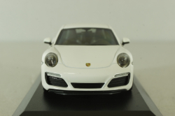 Porshe 911 Carrera Coupe (991/2) white, 071017, Herpa 1:43
