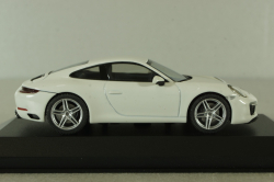 Porshe 911 Carrera Coupe (991/2) white, 071017, Herpa 1:43