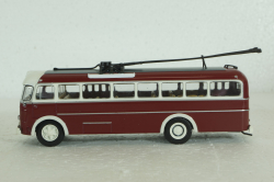 Ikarus 60T, троллейбус  red,  Kultovni Autobusy Minule Ery 1:72