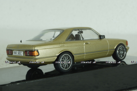 Mercedes 560 SEC Coupe (C126) 1981 golden, CLC537, IXO 1:43  