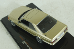 Mercedes 560 SEC Coupe (C126) 1981 golden, CLC537, IXO 1:43  
