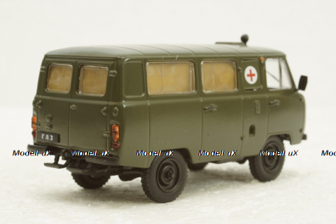 Уаз-452А Медицинский хаки, Автолегенды СССР и Соцстран №244 1:43