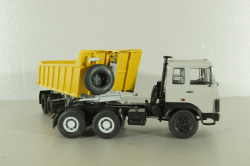 МАЗ-6422 (ранний) с п/прицепом самосвалом МАЗ-9506-20  1990, серый/желтый, Автоистория 1:43