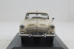 Газ-21 Волга , Такси из к/ф Бриллиантовая рука, S05.033, VVM 1:43