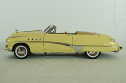 Buick Roadmaster Convertible, from movie Rain Man 1949, yellow, 13616, Greenlight 1:18