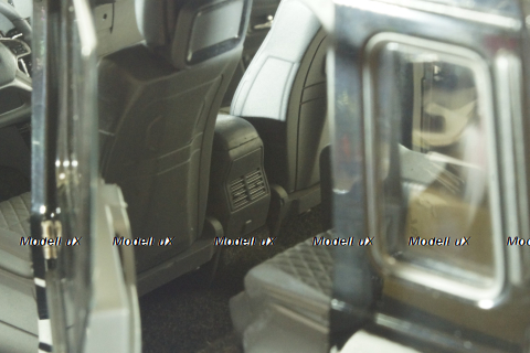 Mercedes G63 AMG 6x6 black, 76306, Autoart 1:18