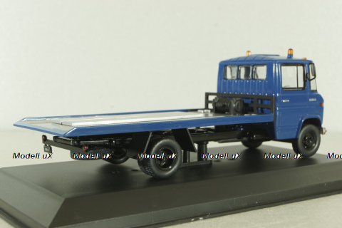 Mercedes L 608 D car trancporter 1980, blue, CLC571, IXO 1:43