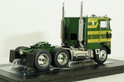 Peterbilt T 352 Pacemaker 1979,  green, TR184, IXO 1:43