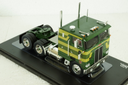 Peterbilt T 352 Pacemaker 1979,  green, TR184, IXO 1:43