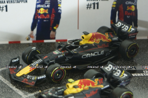 Red Bull RB16B #33, RB18 #1, RB19 #1, RB19 #11,  M. Verstappen – S. Perez, F1 SET BU38092-PACK, Формула 1, Bburago 1:43