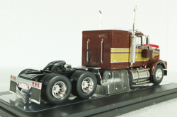 Marmon CHDT, red metallic,1980,TR157.22, IXO 1:43