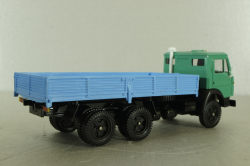 КамАЗ-5320 бортовой, зеленый/голубой, Арек 1:43 