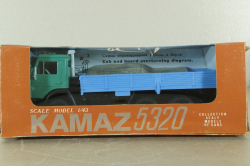 КамАЗ-5320 бортовой, зеленый/голубой, Арек 1:43 