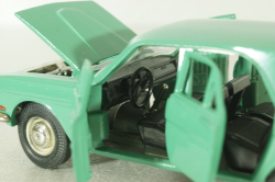 Газ-24 Волга А14, зеленый, черный салон, Тантал/Радон 1:43