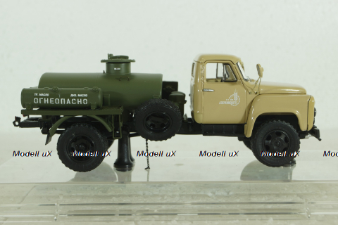 Газ-52 МЗ-3607 Автомобиль-заправщик колхоз им. Дзержинского 1973 г.,105226, , DiP Models 1:43 (Реплика)