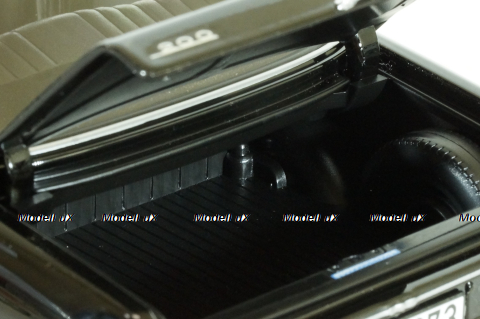 Mercedes-Benz 200 Taxi (W114) 1968, black, 83776, Norev 1:18  