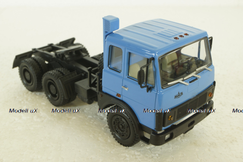 Маз-6422 тягач 1981г, синий, Н796, Наш Автопром 1:43